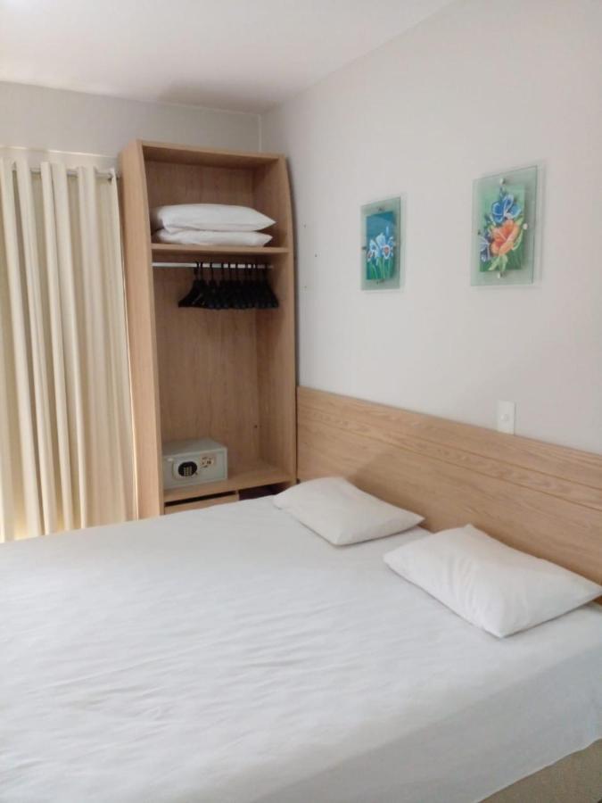 Golden Dolphin Express Aparthotel Caldas Novas Bagian luar foto