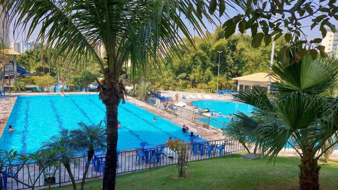 Golden Dolphin Express Aparthotel Caldas Novas Bagian luar foto